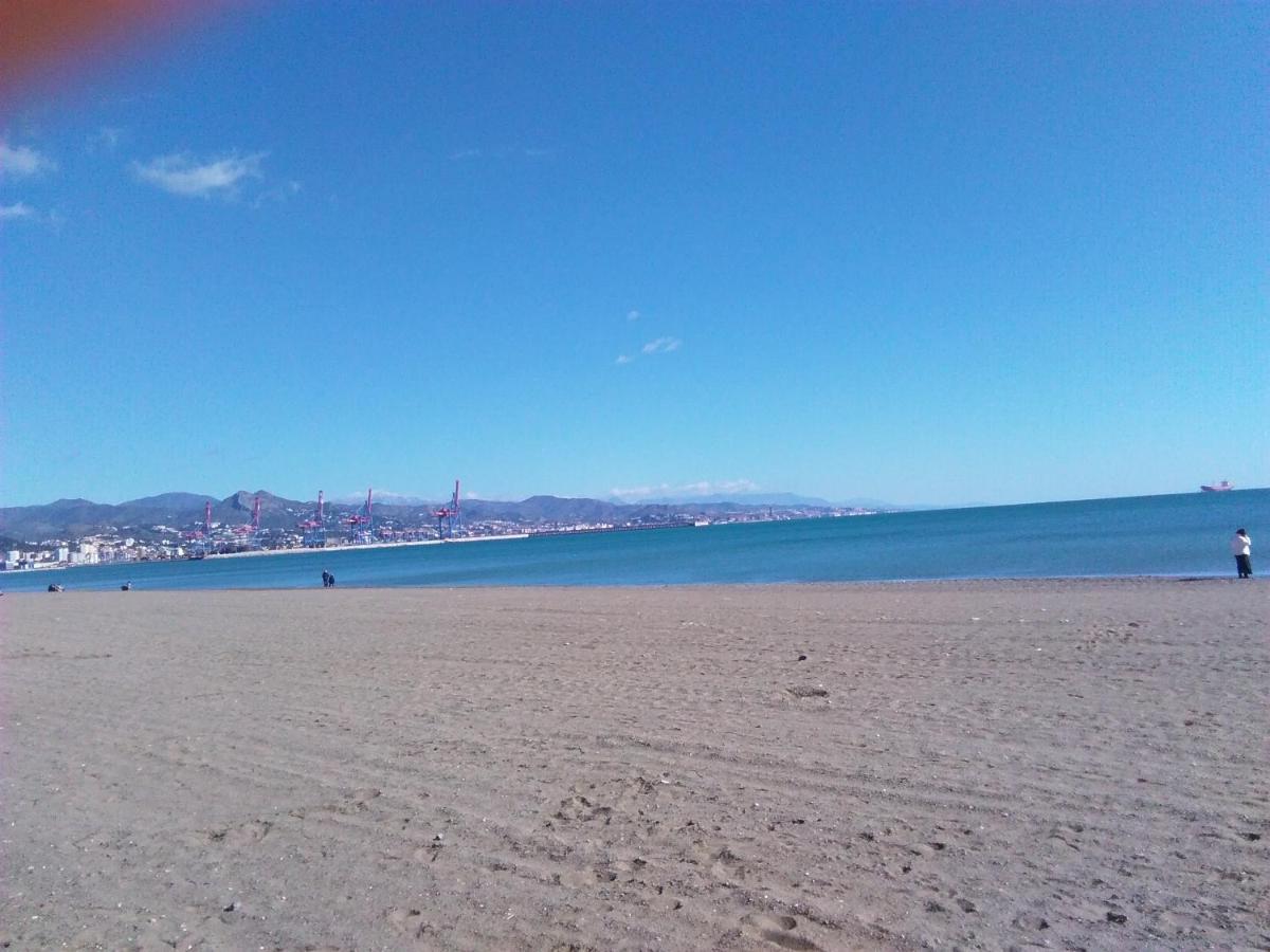 Malaga Downtown And Beach Apartment Exterior foto